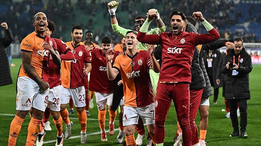 Galatasaray sahaya çıkıyor! Kocaelispor deplasmanında muhtemel 11’ler belli oldu! 2